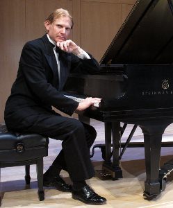 Masterful San Francisco pianist Frederick Hodges pays tribute to the great American music & the country's greatest dancer in "A Fred Astaire Ragtime Revue." 4pm Sunday, April 29, @ PEACE Lutheran Church. 828 W Main St, near downtown Grass Valley. 